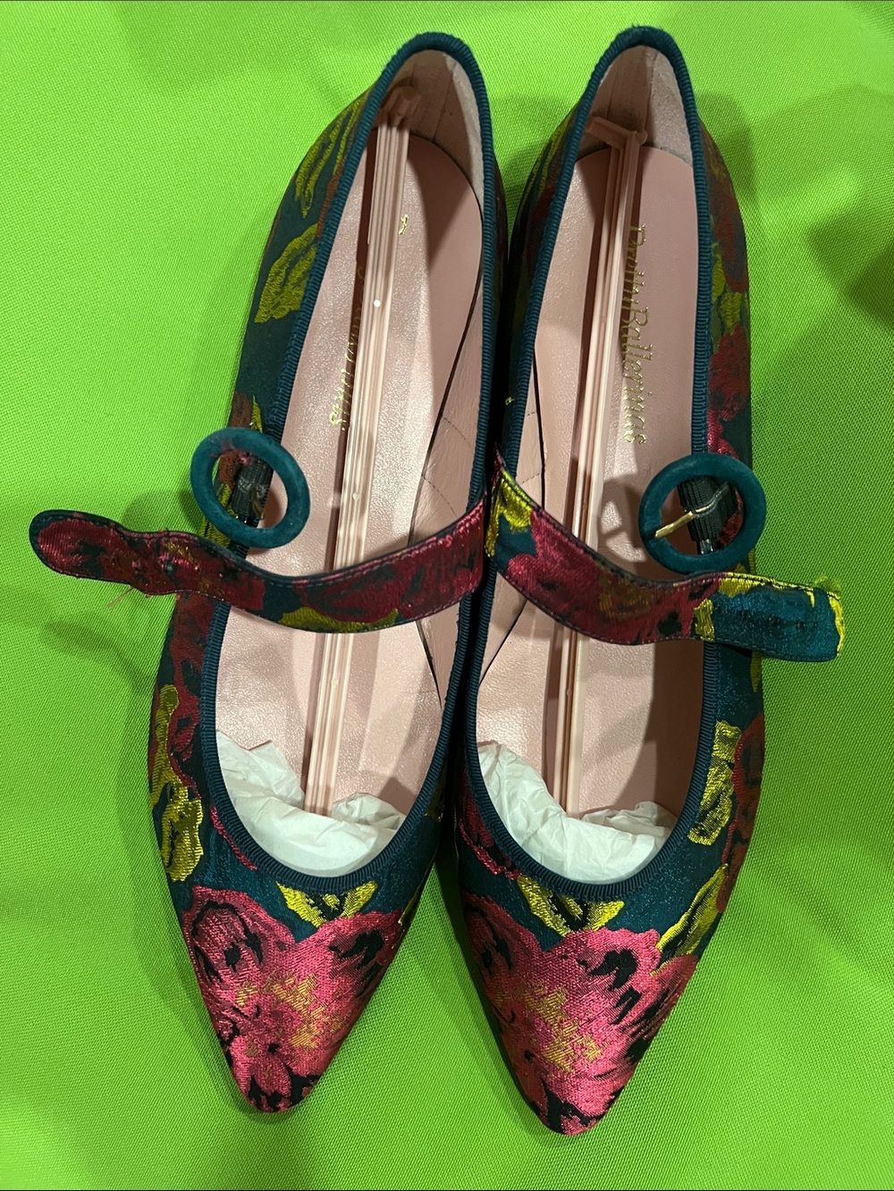 Pretty Ballerinas Floral Pointed Mary Jane Flats